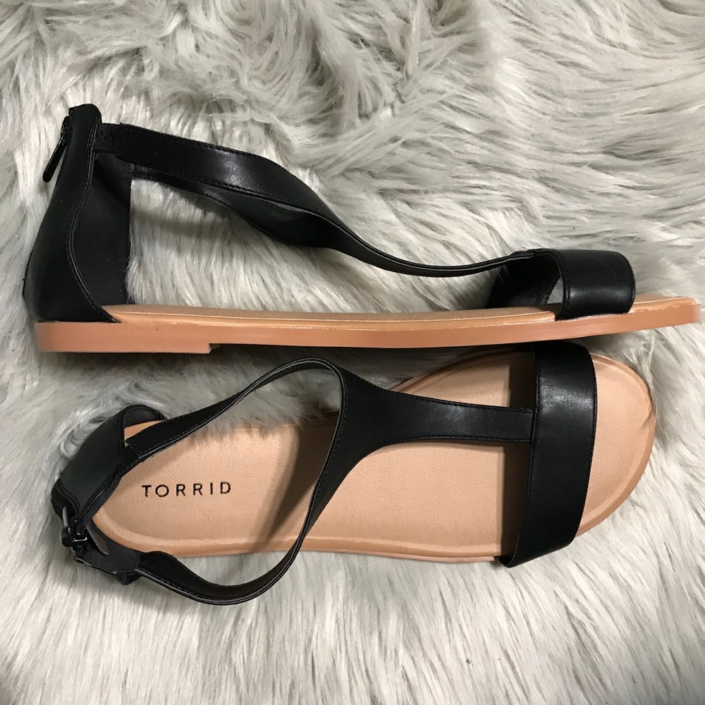 Size 12 WIDE Black Torrid Sandals